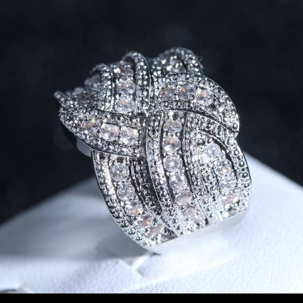 Clear Out Closet Simulated Diamond 925 sterling silver ring - Picture 4 of 7